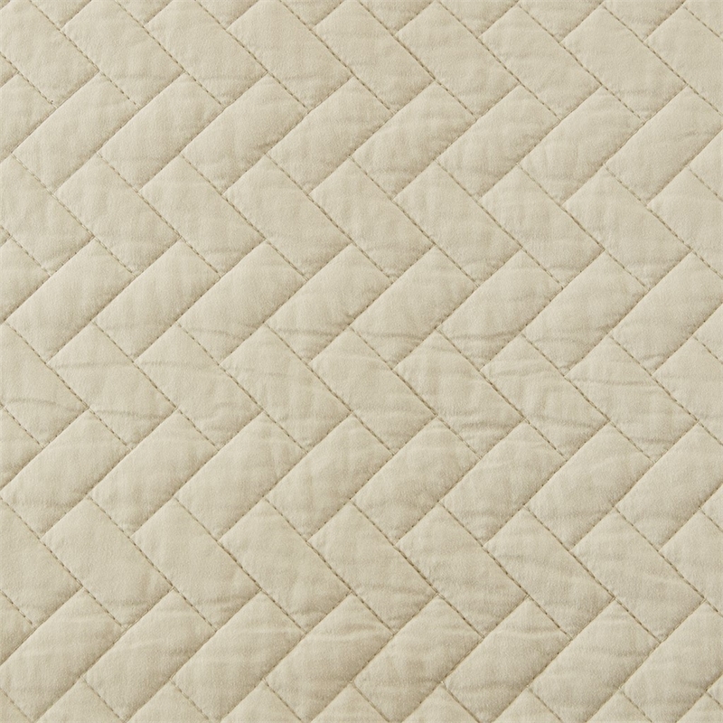 Hampton Hill Transitional Polyester Microfiber Coverlet Set in Linen White