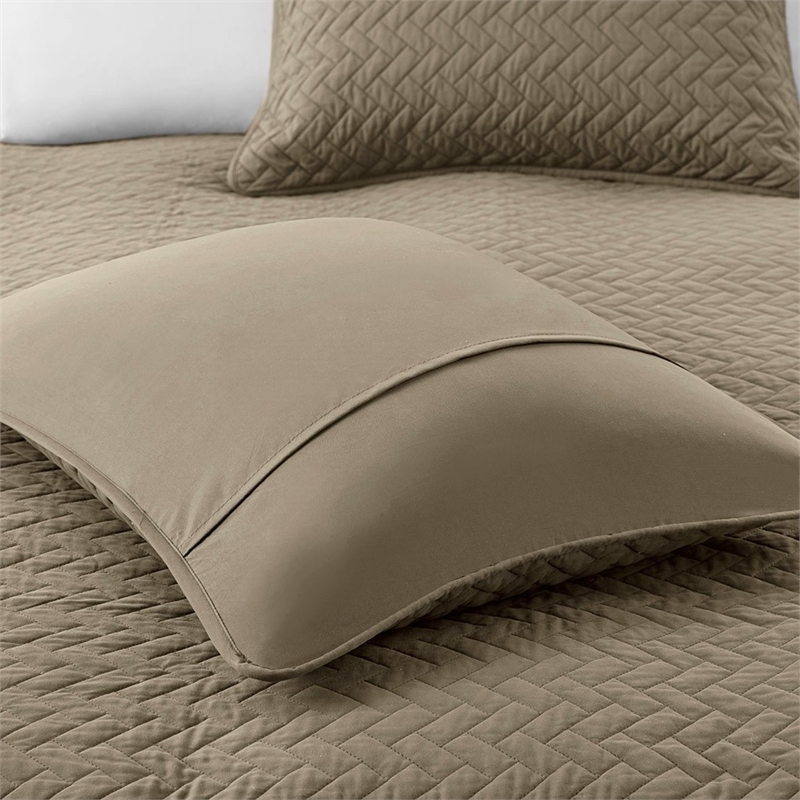 Hampton Hill Transitional Polyester Fabric Coverlet Mini Set in Taupe/Brown