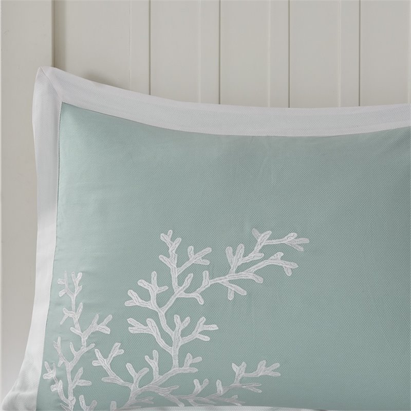 Harbor House Coastline Cotton Jacquard Cal King Comforter Set in Blue