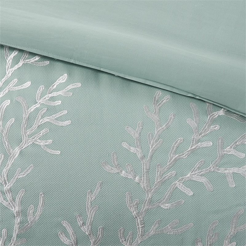 Harbor House Coastline Cotton Jacquard Cal King Comforter Set in Blue