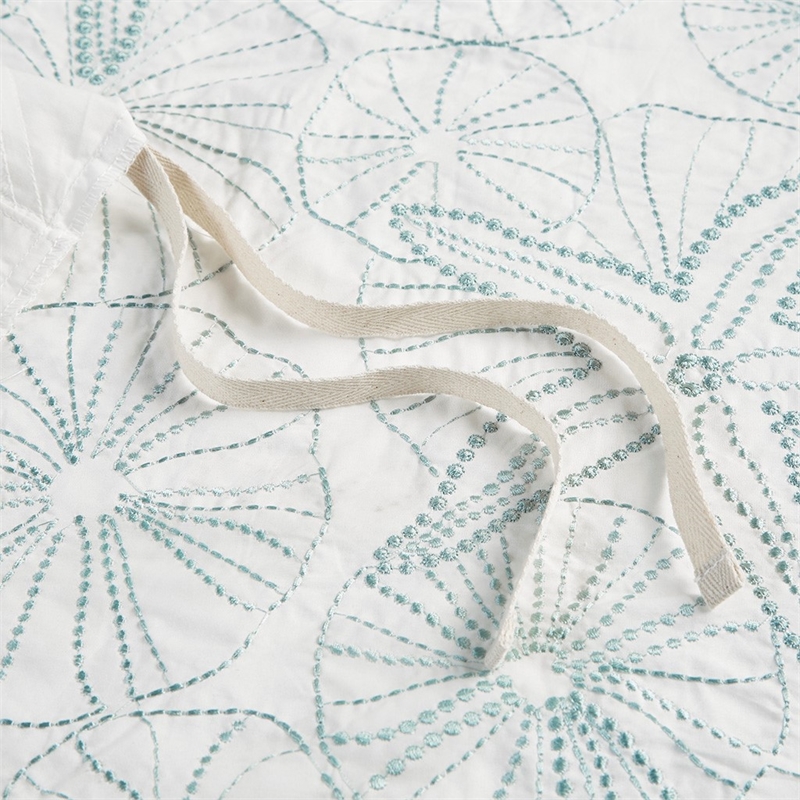 Harbor House Maya Bay Cotton Duvet Mini Set with Embroidery in White Finish