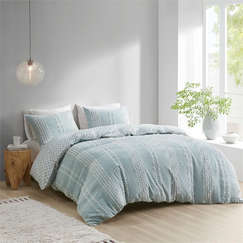 INK+IVY Kara Modern Cotton Jacquard Duvet Cover Set in Aqua Blue Finish