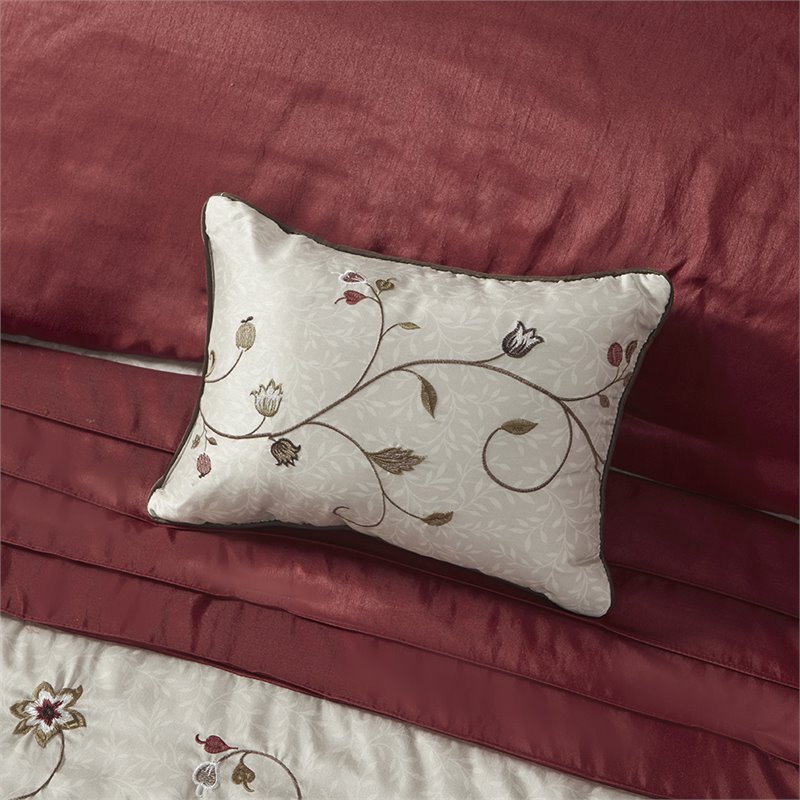 Madison Park Serene 7-piece Polyester Polyoni Comforter Set in Red/Ivory