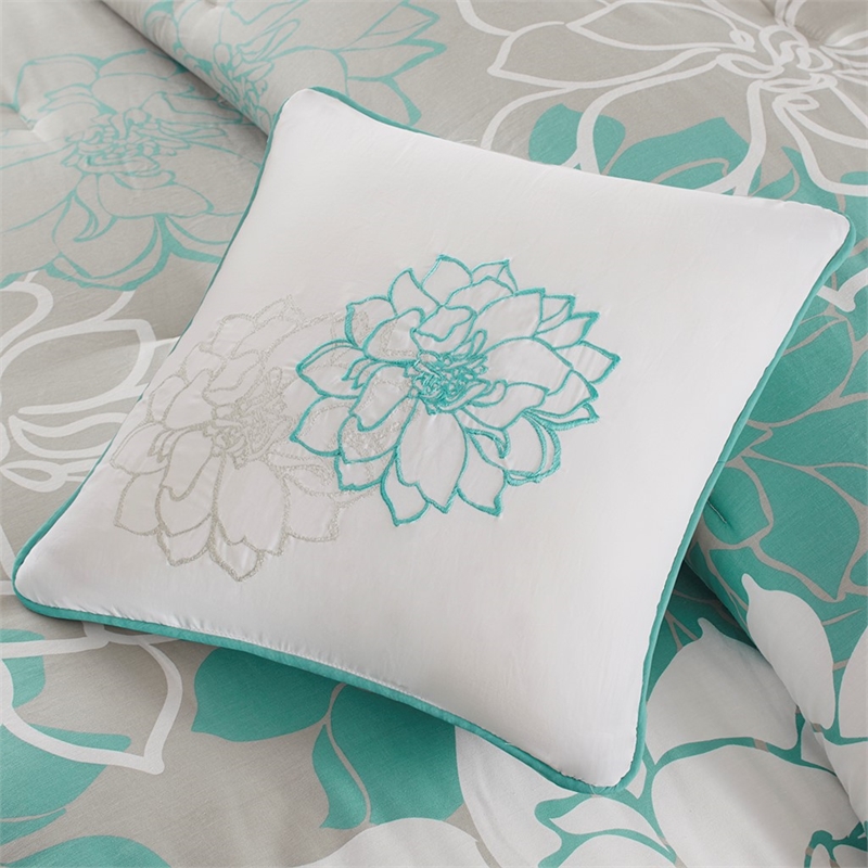Madison Park Lola 7-piece Cotton Sateen Printed Comforter Set in Aqua Blue