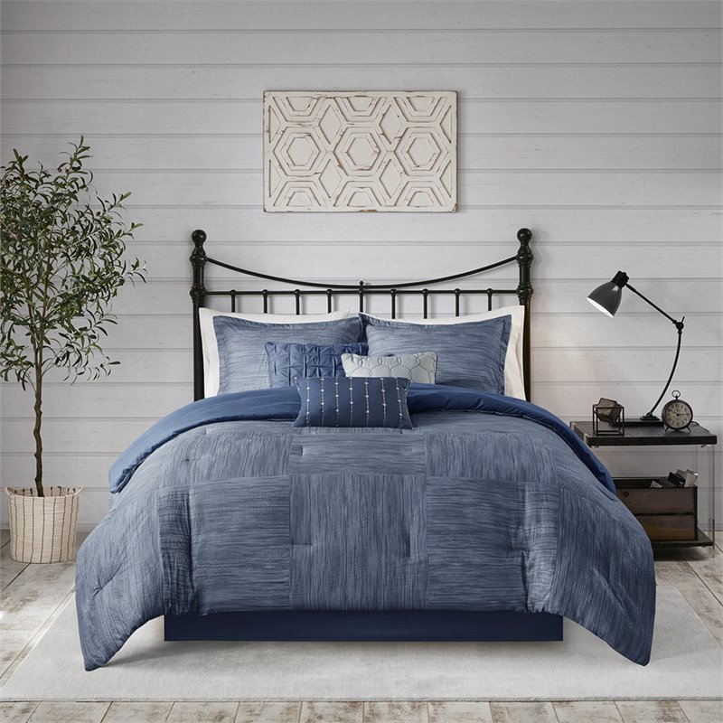 Madison Park Walter 7-Piece Polyester Printed Seersucker Comforter Set in Navy