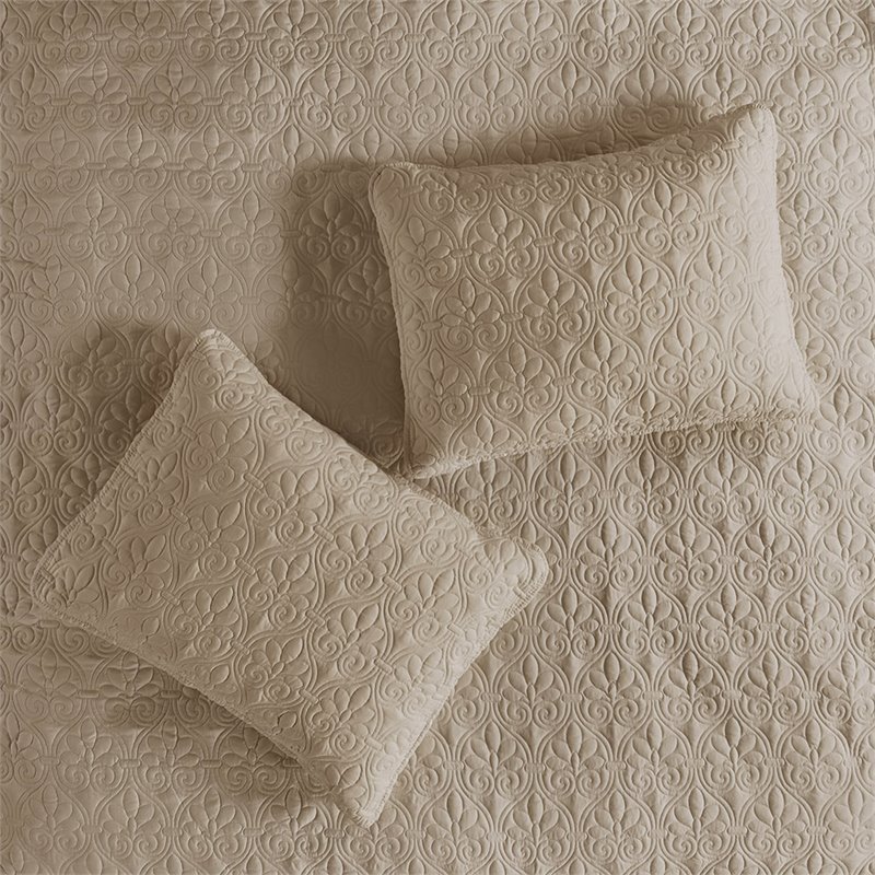 Madison Park Traditional 100 Percent Polyester Fitted Bedspread in Brown