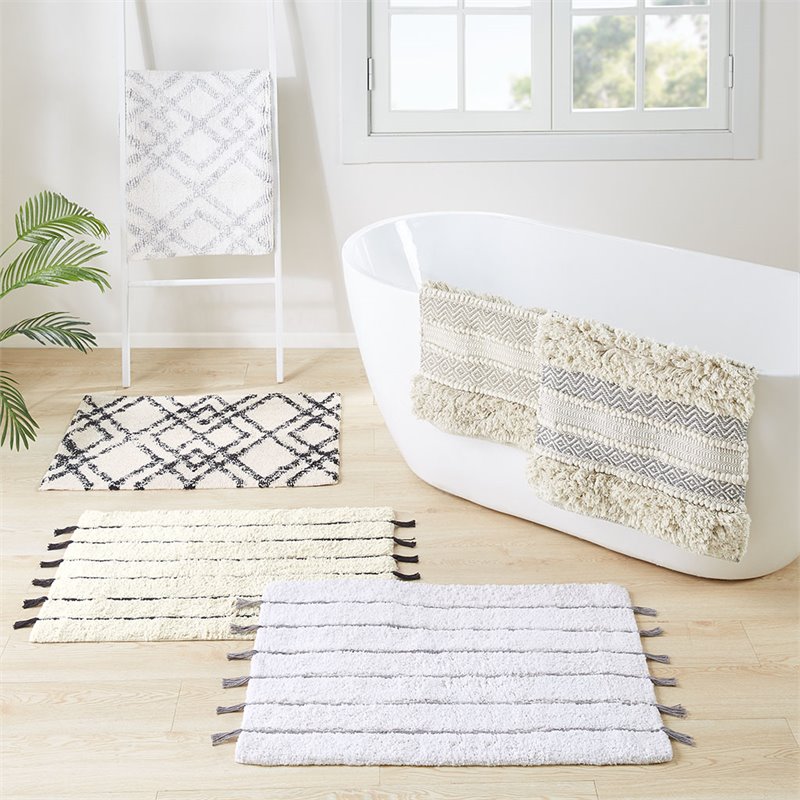 INK+IVY Asher Cotton and Polyester Handwoven Bath Rug in Gray