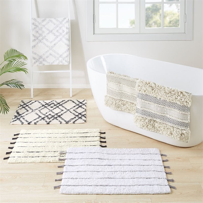 INK+IVY Asher Cotton and Polyester Handwoven Bath Rug in Natural