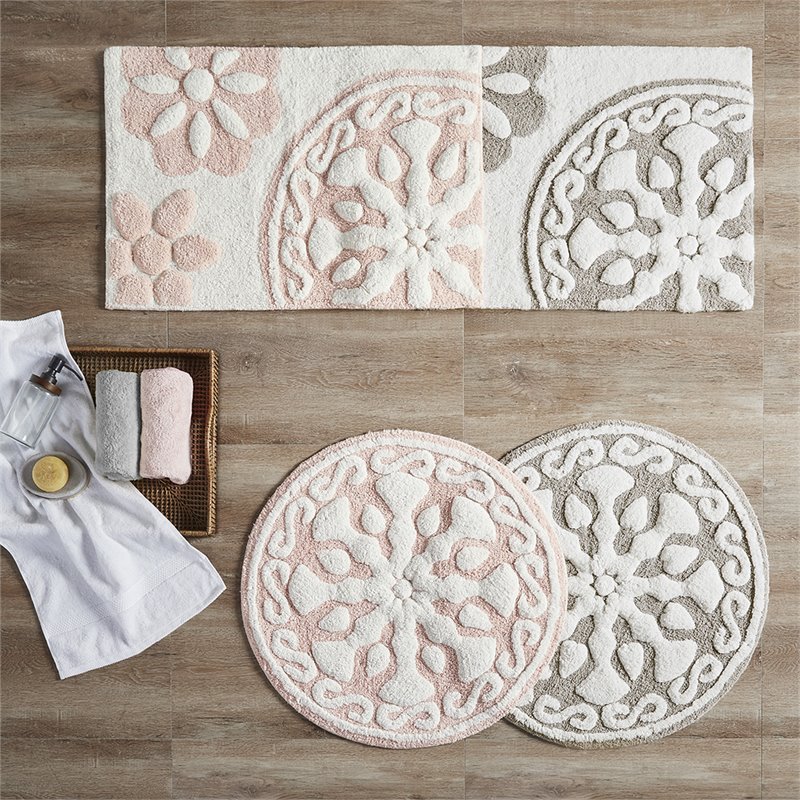 Madison Park Casablanca 100 Percent Cotton Medallion Tufted Rug in Pink