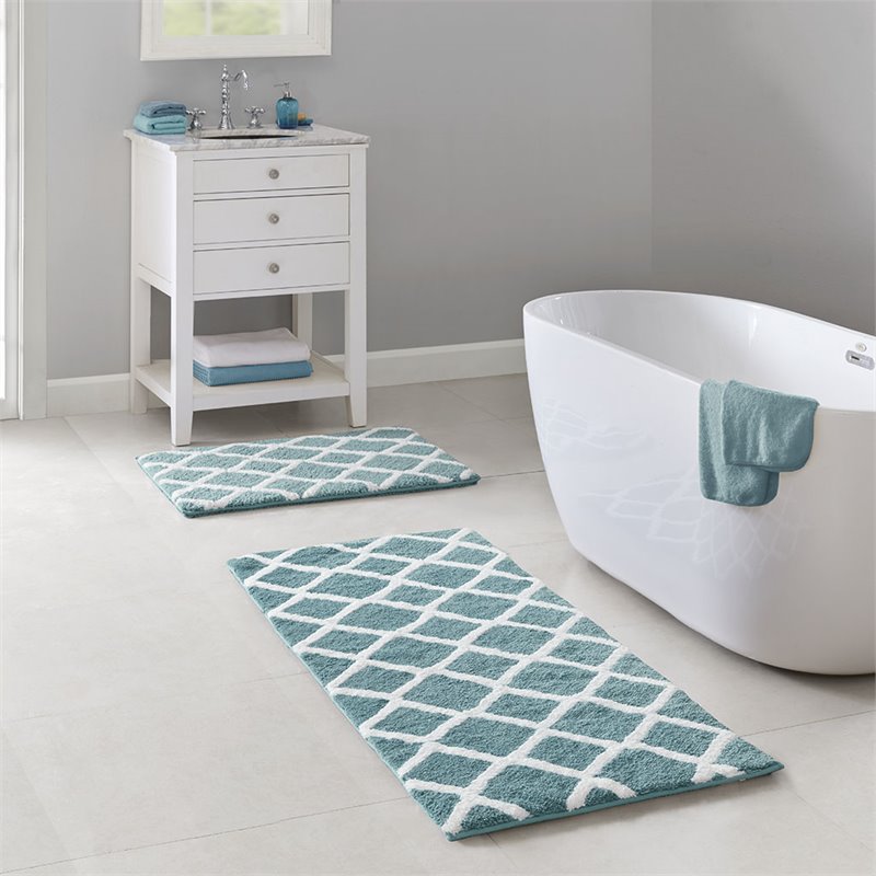 Madison Park Bittman Polyester Reversible Tufted Microfiber Rug in Aqua Blue