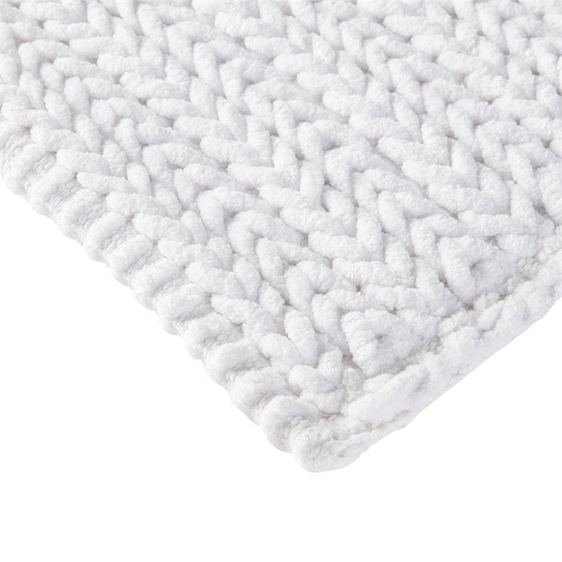 Madison Park Lasso 100 Percent Cotton Chenille Chain Stitch Rug - White