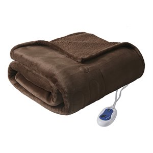 Beautyrest Polyester Microlight and Berber Solid Heated Throw in Brown