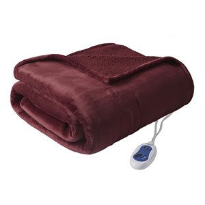 Beautyrest Polyester Microlight and Berber Solid Heated Throw in Red