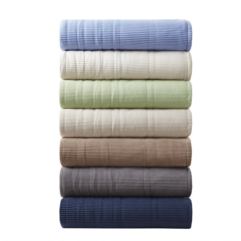 Beautyrest Polyester Knitted Micro Fleece Solid Textured Heated Blanket in Gray