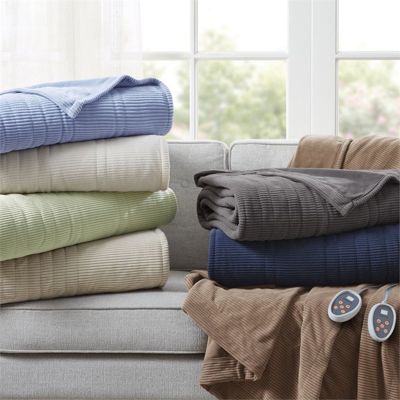 Beautyrest Polyester Knitted Micro Fleece Solid Textured Heated Blanket in Gray