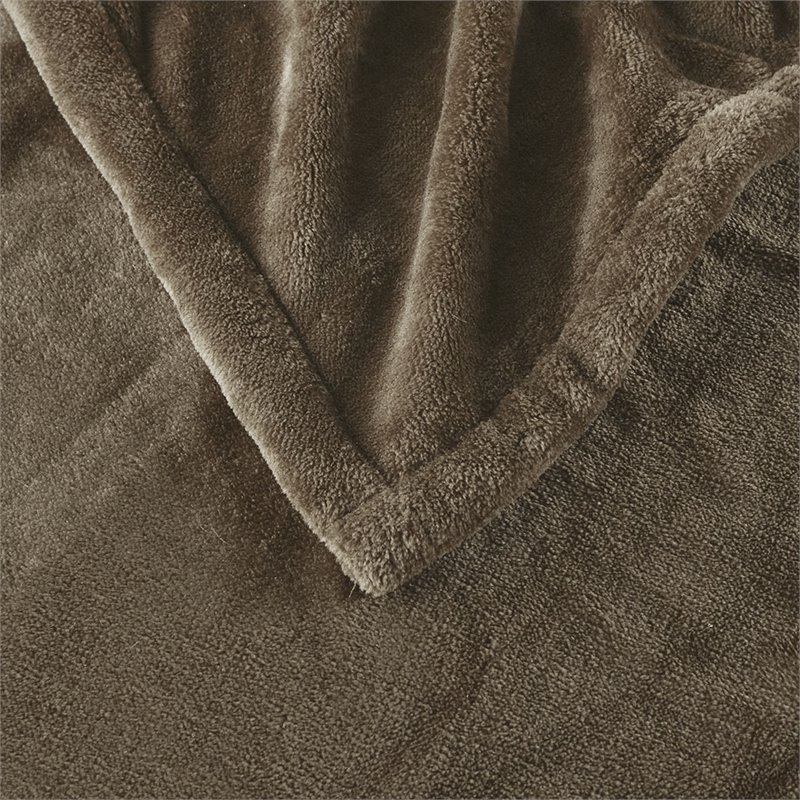Beautyrest Polyester Knitted Solid Microlight Heated Throw in Mink Brown