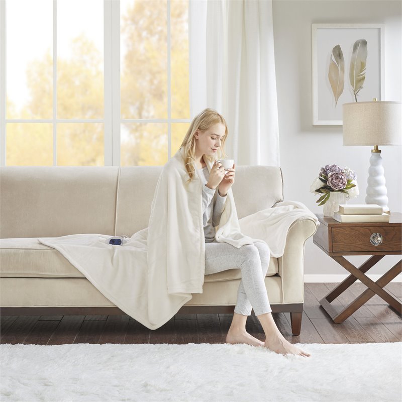 Beautyrest Polyester Knitted Solid Microlight Heated Throw in Ivory