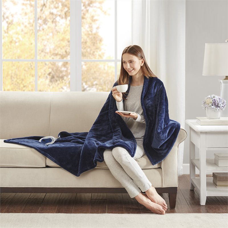 Beautyrest Polyester Knitted Microlight/Berber Solid Heated Throw in Indigo Blue