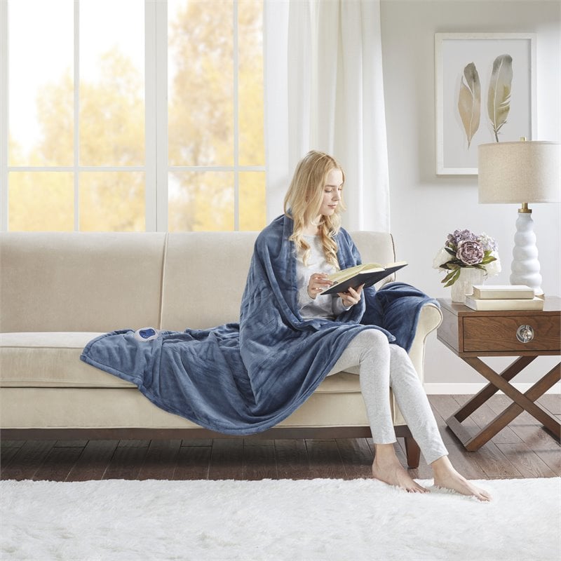 Beautyrest Polyester Knitted Solid Microlight Heated Throw in Sapphire Blue
