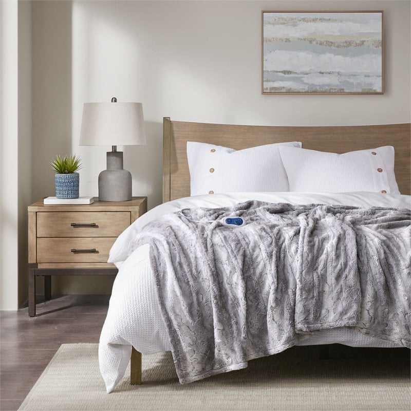 Beautyrest Polyester Faux Tip Dye Long Fur Heated Throw in Gray