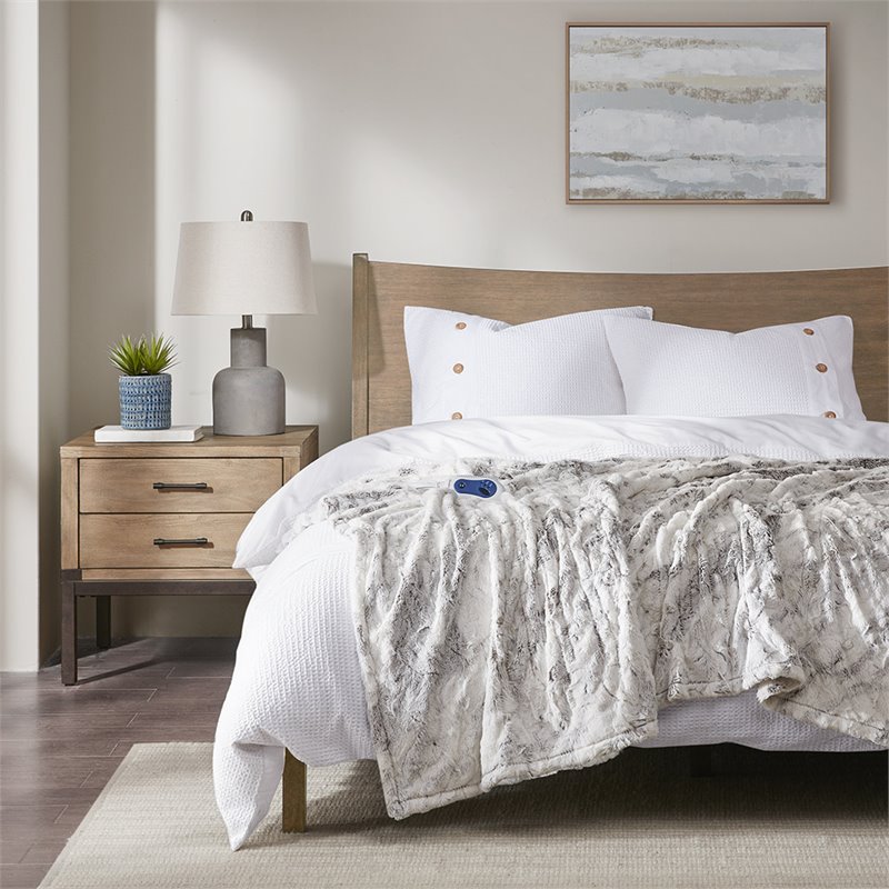 Beautyrest Polyester Marble Faux Fur Heated Throw in Natural Marble