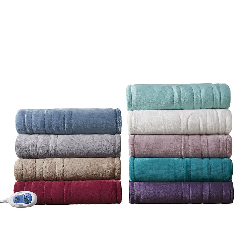 Beautyrest Polyester Solid Microlight Heated Throw in Aqua Blue