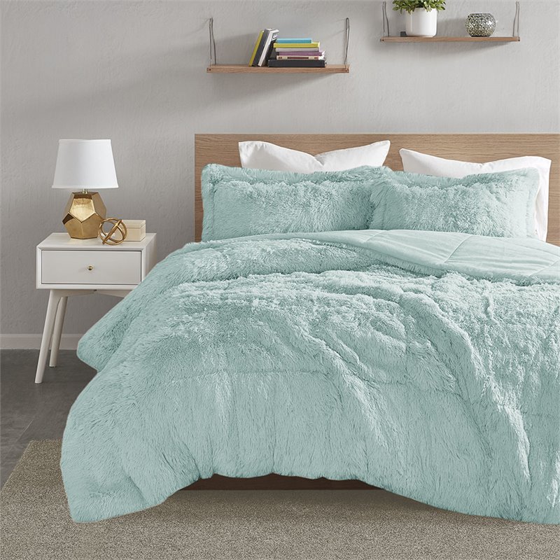 Intelligent Design Polyester Back Solid Shaggy Long Fur Comforter Set in Aqua