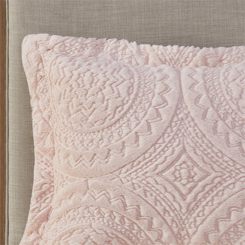 Madison Park Polyester Long Fur to Mink Comforter Set in Blush Pink