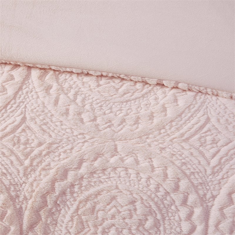Madison Park Polyester Long Fur to Mink Comforter Set in Blush Pink