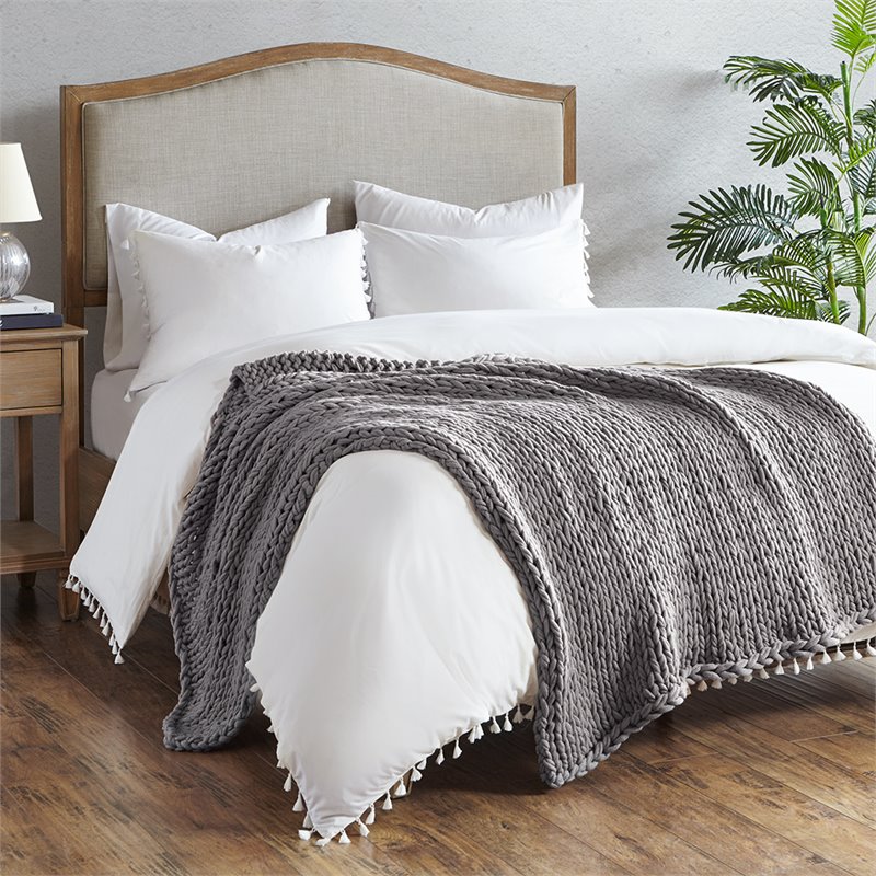 Madison Park 100 Percent Acrylic Chunky Twice Knit Throw in Charcoal