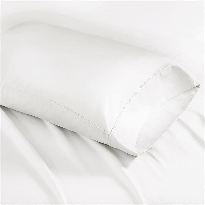 Madison Park Contemporary Cotton Polyester Solid Pillowcase in White