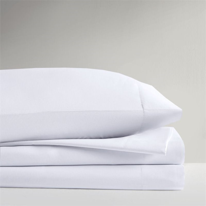 Intelligent Design Polyester Microfiber Fabric Solid Sheet Set in White