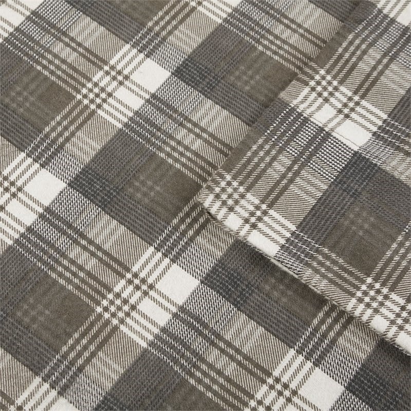 Woolrich Farmhouse 100 Percent Cotton Flannel Sheet Set in Brown Plaid Finish