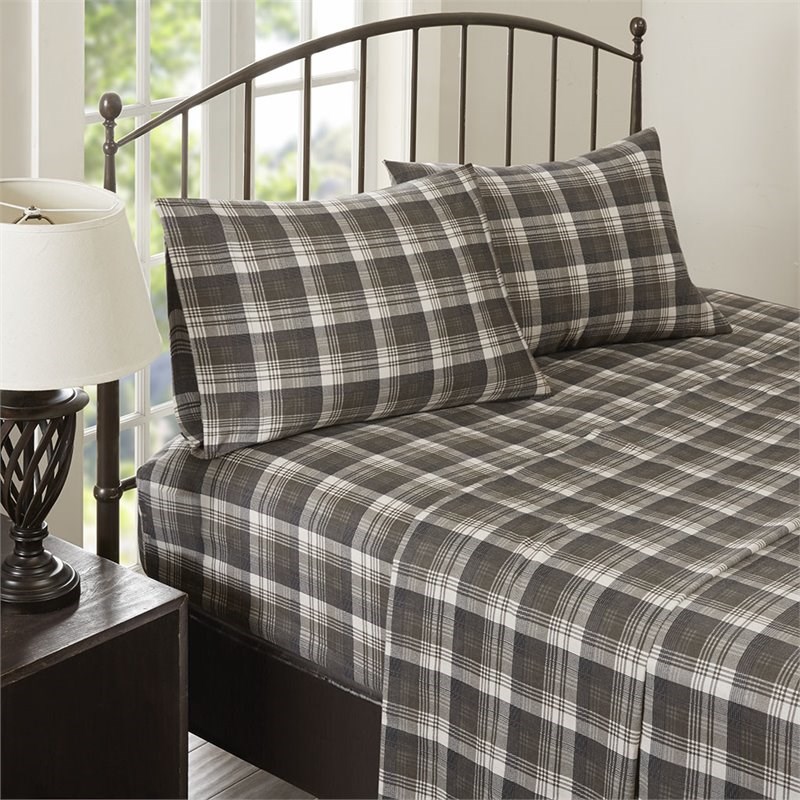 Woolrich Farmhouse 100 Percent Cotton Flannel Sheet Set in Brown Plaid Finish