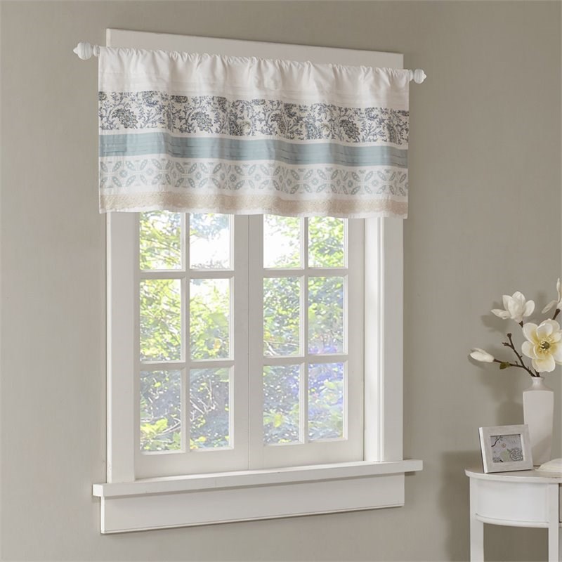 Madison Park Cotton Printed and Pieced Rod Pocket Valance in Blue
