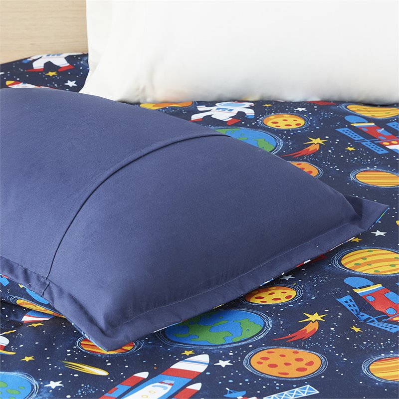 Contemporary 100 Percent Polyester Printed Comforter Set in Multi