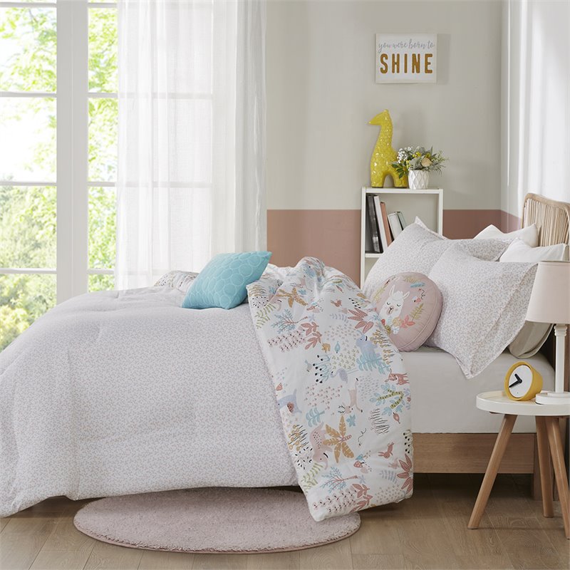 Urban Habitat 100 Percent Cotton Printed Comforter Set in Blush