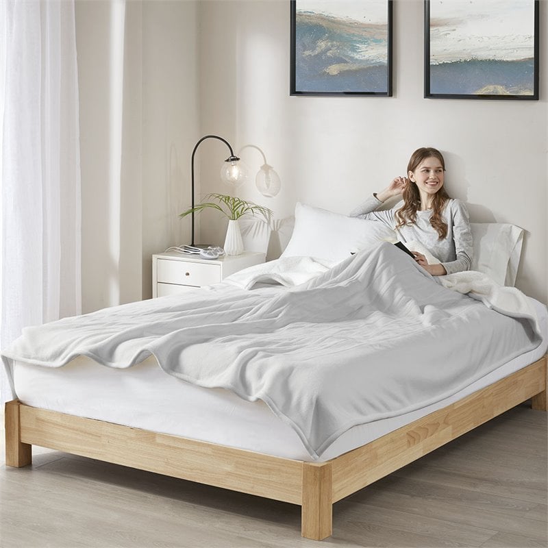 Serta 77x84