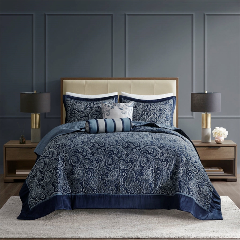 Madison Park Aubrey 5-Piece Cotton Reversible Jacquard Bedspread Set in Navy
