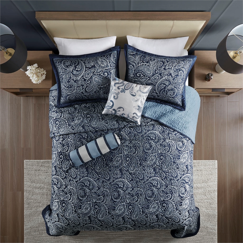 Madison Park Aubrey 5-Piece Cotton Reversible Jacquard Bedspread Set in Navy