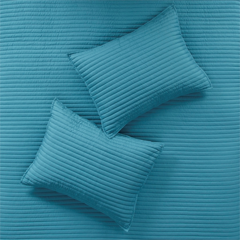 Madison Park Marina 8-Piece Seersucker Comforter and Coverlet Set - Blue