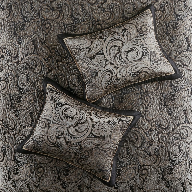 Madison Park Aubrey 5-Piece Cotton Reversible Jacquard Bedspread Set in Black