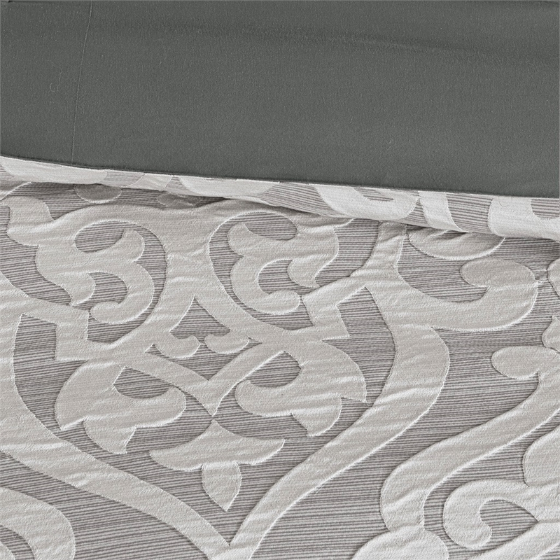 Madison Park Odette 8 Piece Jacquard Comforter Set in Silver
