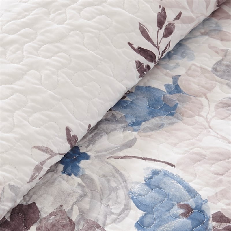 Madison Park Luna 6 Piece Printed Quilt Set with Throw Pillows in Taupe