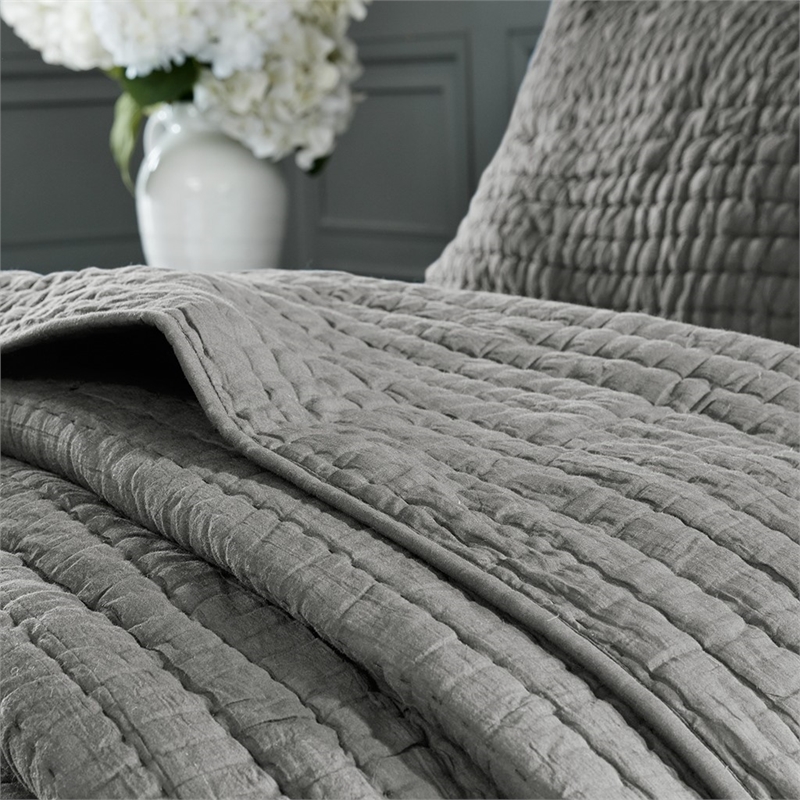 Madison Park Signature Serene 3 Piece Hand Quilted Cotton Quilt Set in Grey