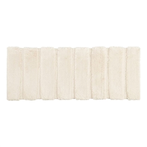 Madison Park Tufted Pearl Channel Rug in Wheat