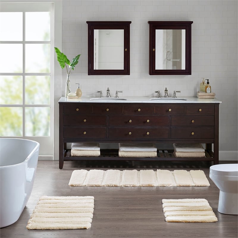 Madison Park Tufted Pearl Channel Rug in Wheat