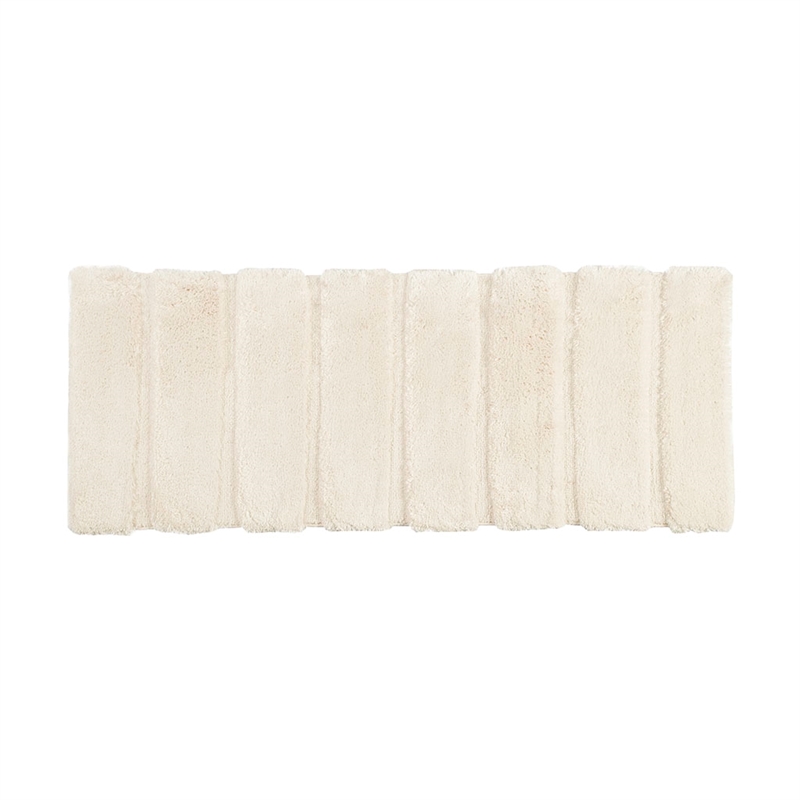 Madison Park Tufted Pearl Channel Rug in Wheat