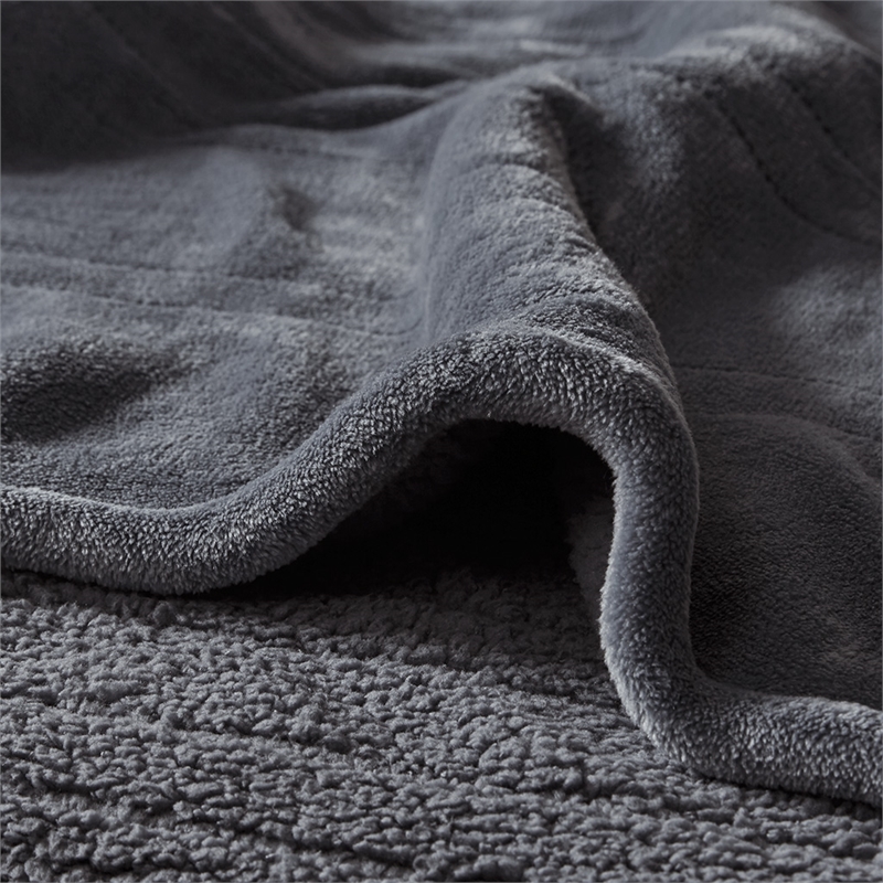 Beautyrest Heated Microlight to Berber Blanket in Grey