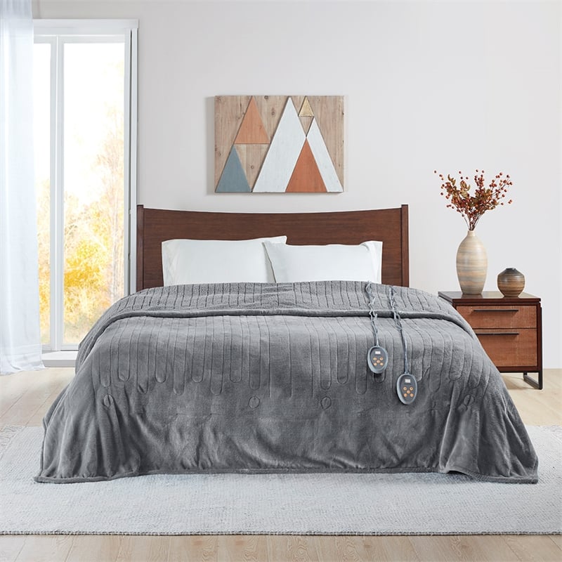 Beautyrest Heated Microlight to Berber Blanket in Grey